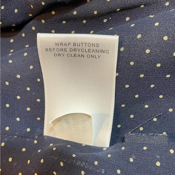 Banana Republic Wool Navy Blazer Silk Lining Velvet Trim Pockets Women’s Size 6 - Picture 14 of 15